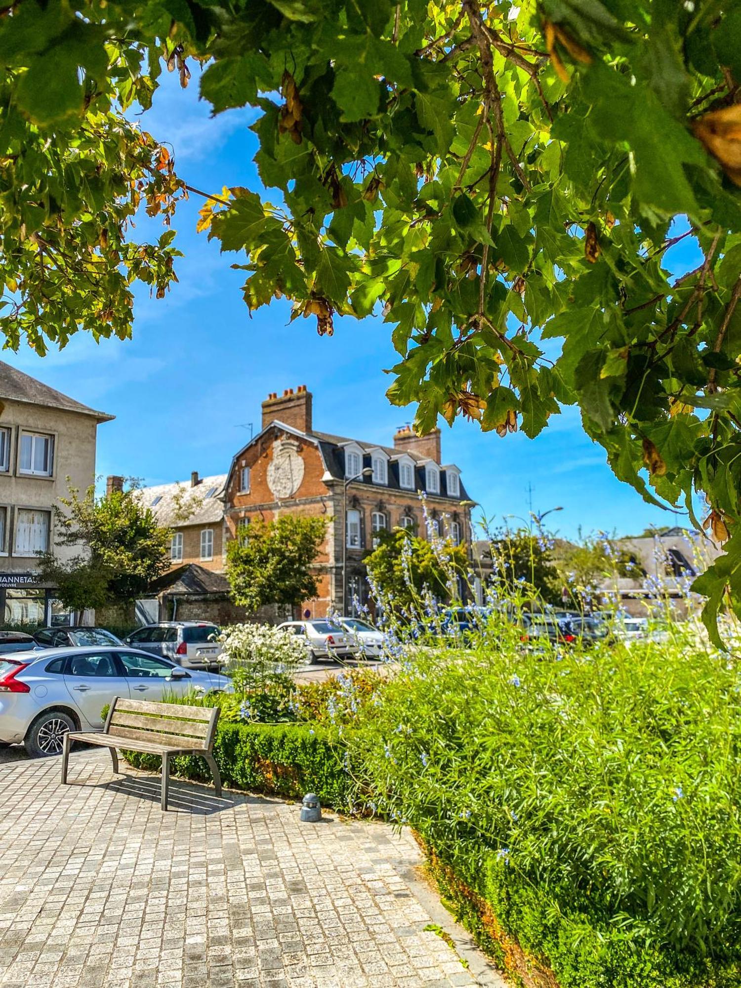 Ulysse By Kleidos - Charmant T2 Dans Le Centre De Pont-Audemer Exterior photo